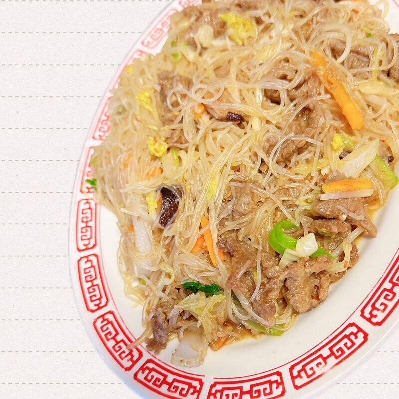 Rice Noodle w/ Beef