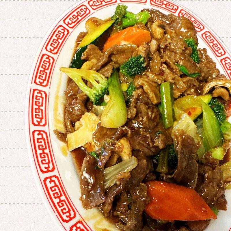 B-3. BEEF'N HUNAN STYLE SPICY HOT