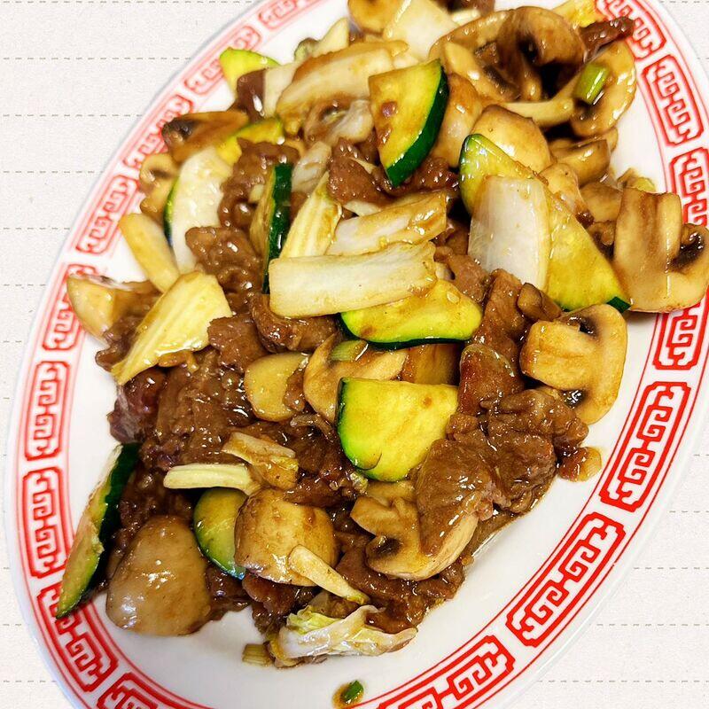 B-6. BEEF WITH OYSTER SAUCE