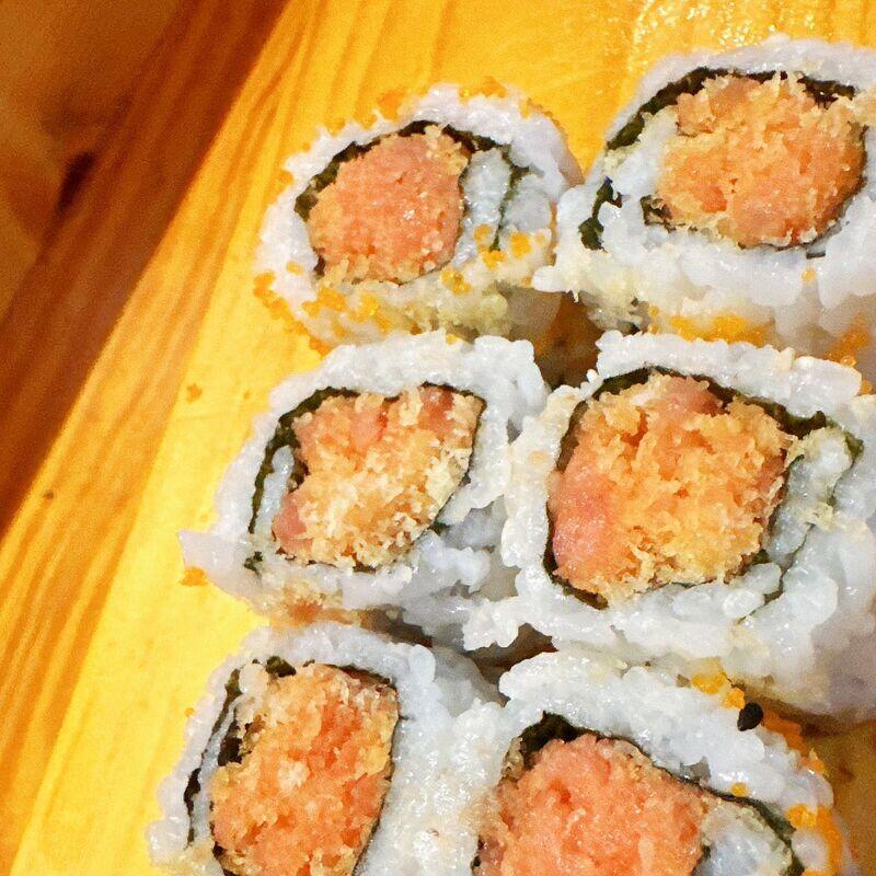 Spicy Crunchy Salmon Roll (Raw)