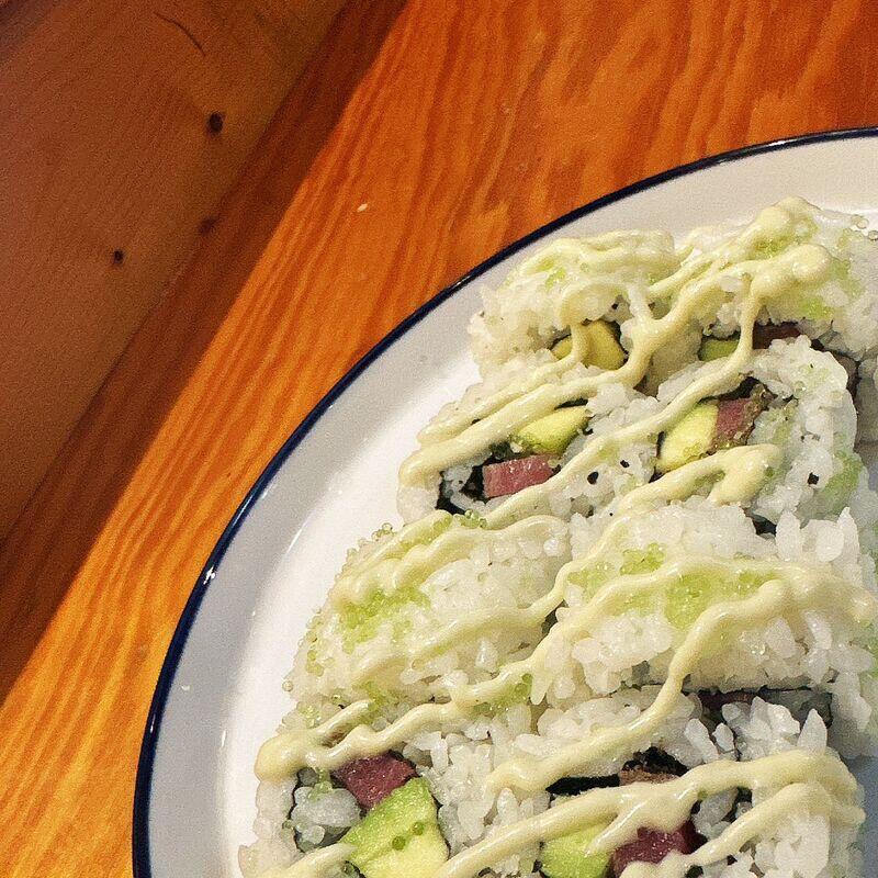 Black Pepper Tuna Roll (Raw)